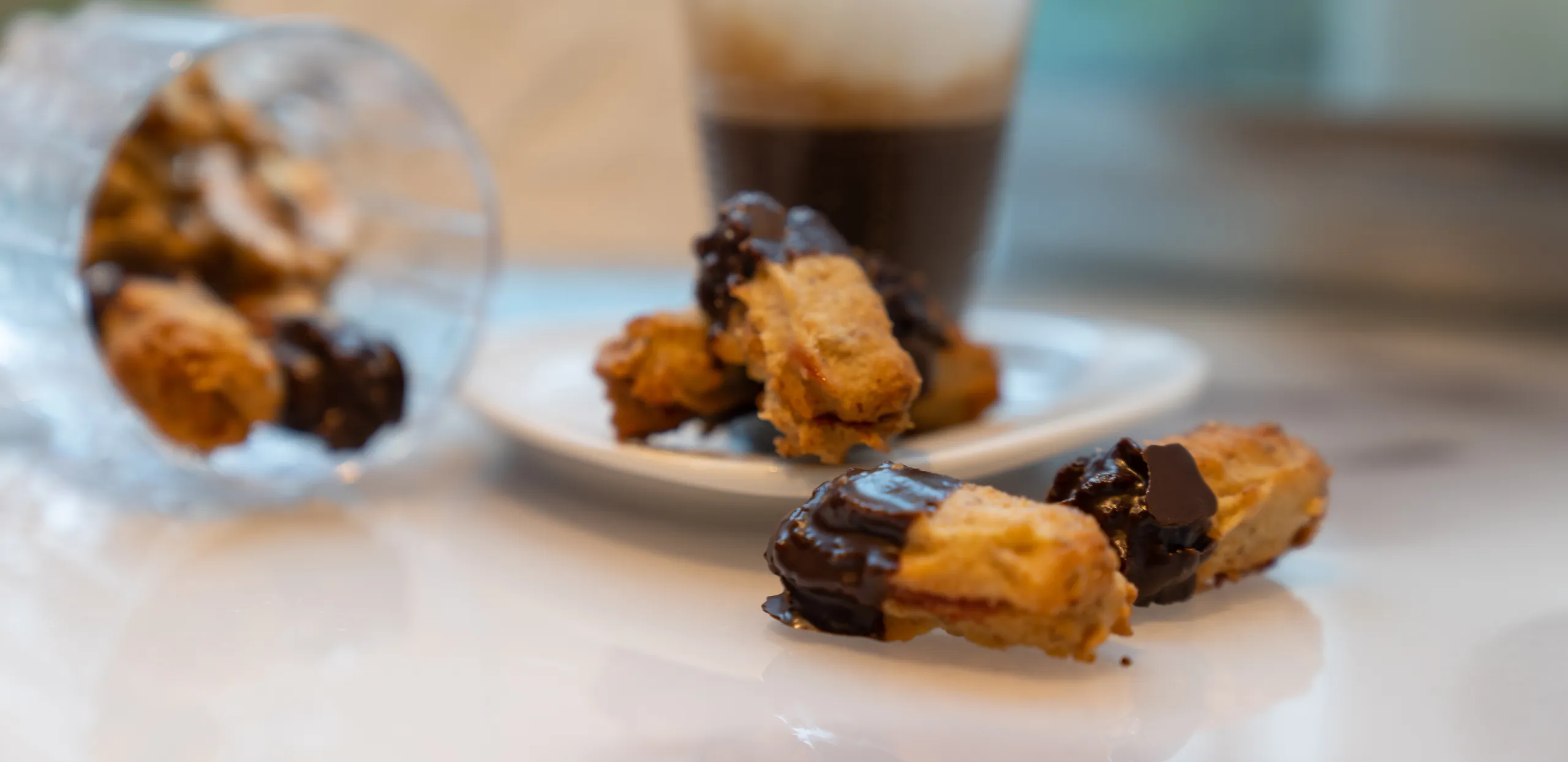 Gespritzte Nussstangerl